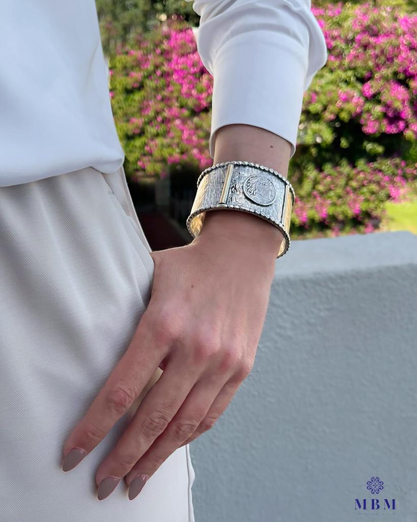 Wide Bracelet Silver and Gold