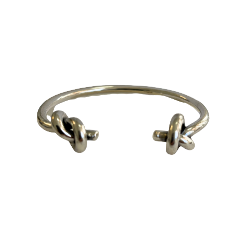 Bracelet with 2 knots