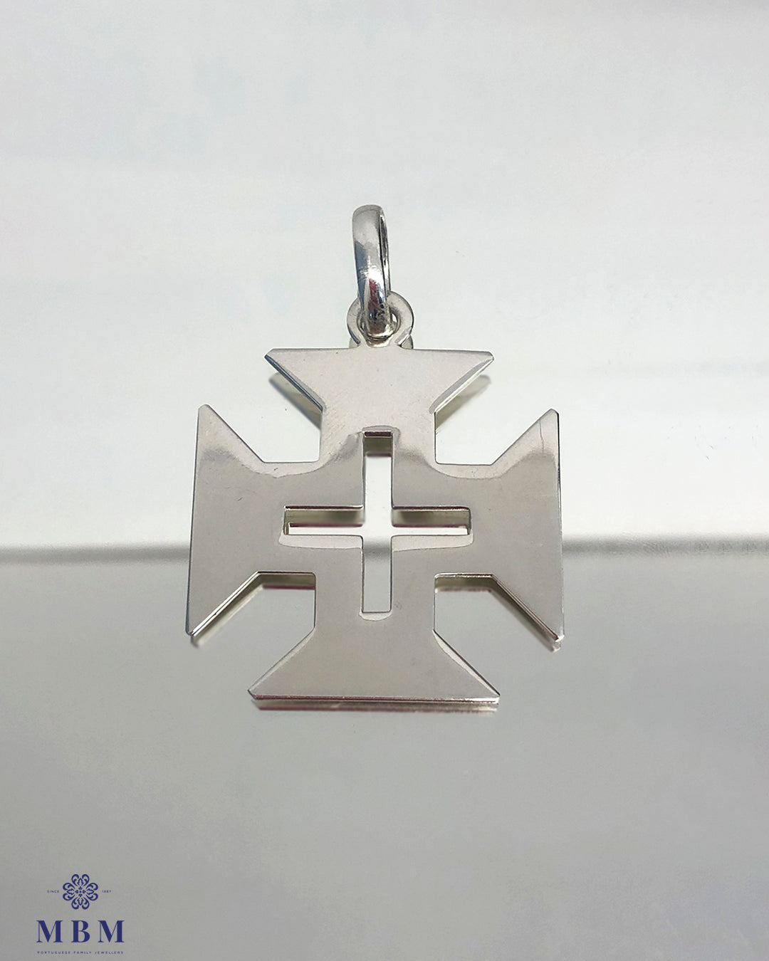 Cruz transfurada em prata 3x3