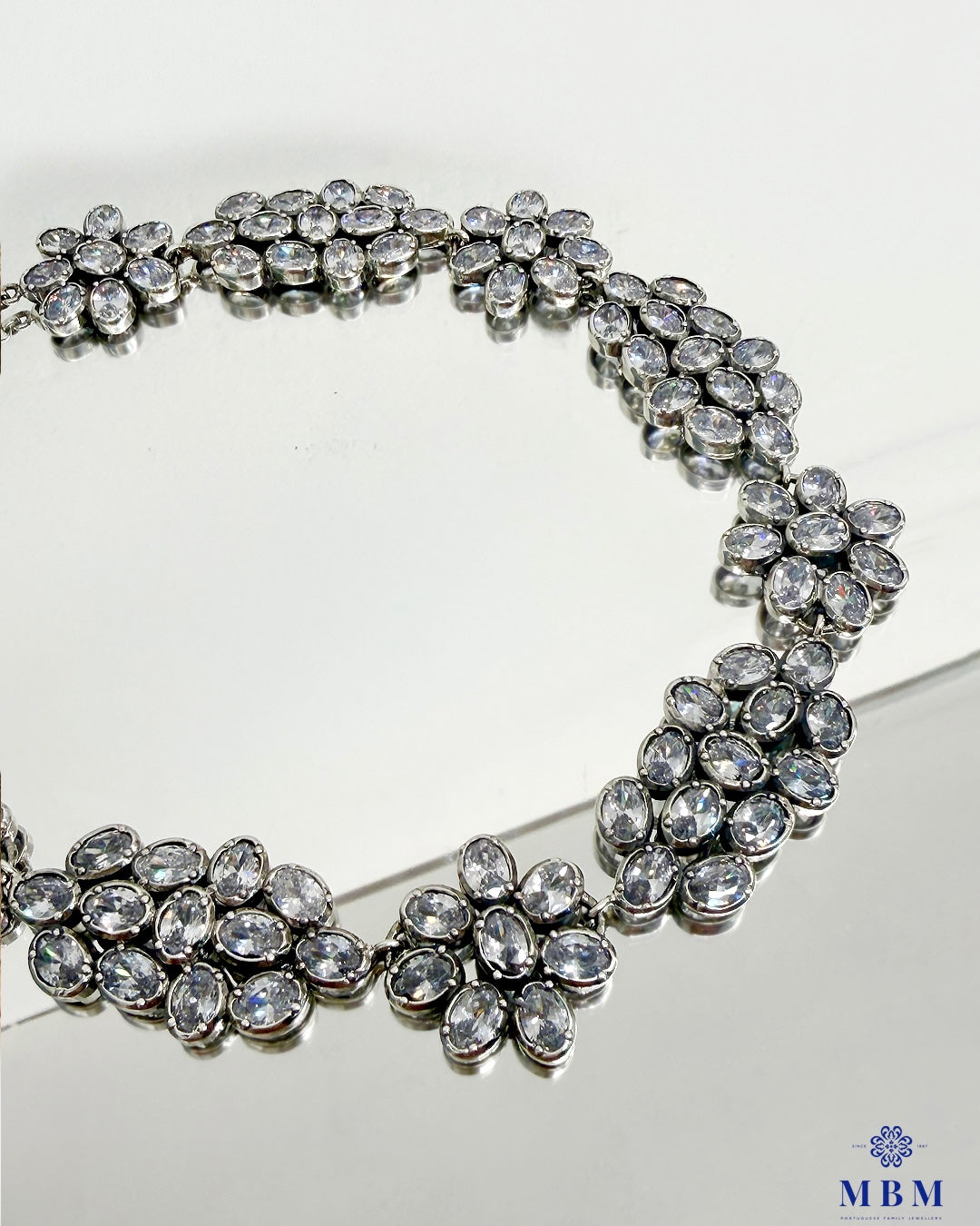 Gargantilha com Cristal de Rocha