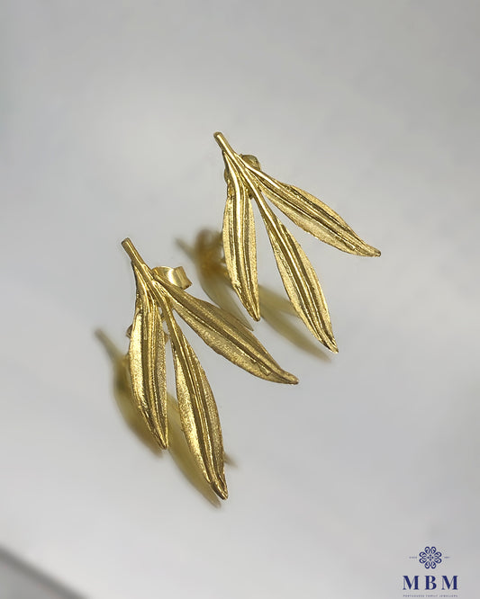 Brincos folhas pequenos